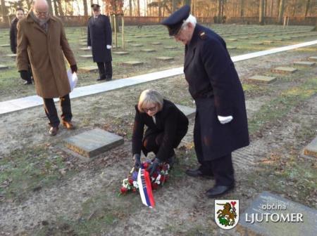 polaganje venca na grob vojaka Rudolfa Redka